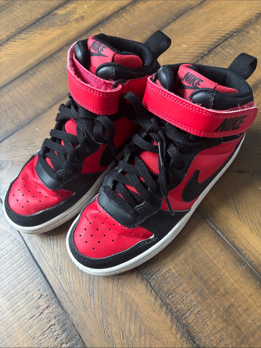 Nike Kids High-Top Sneakers in Red and Black